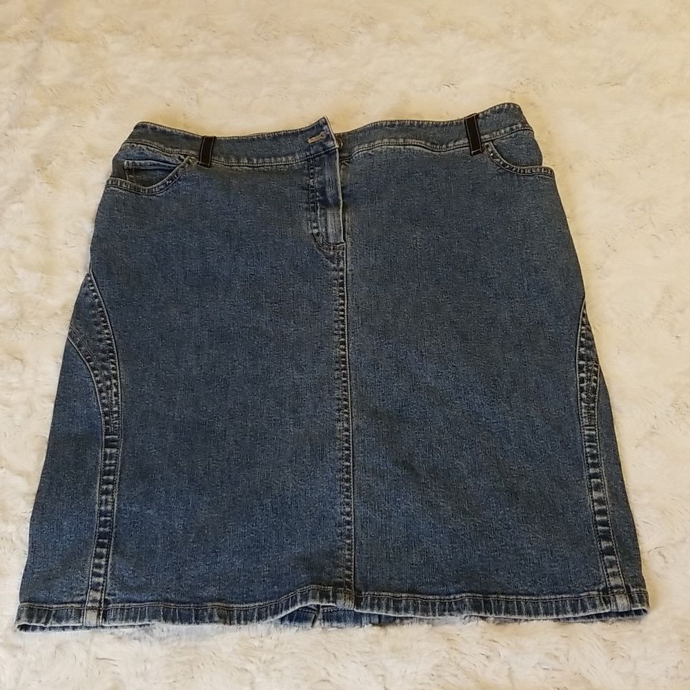 Tahari Skirt Pencil Straight Jean Denim Y2K Pencil Size 8 Cotton Blend Stretch
